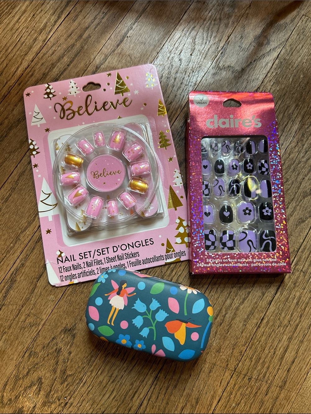 Kids Press-On Nail Sets w Fairy Garden Storage Case